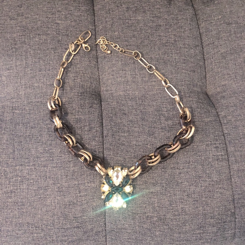 Statement necklace